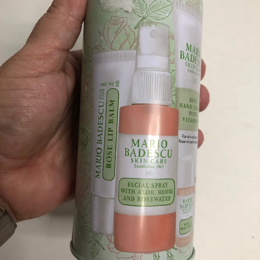 Mario Badescu winter glow essentials 4 piece essentials gift set New‎ in tin